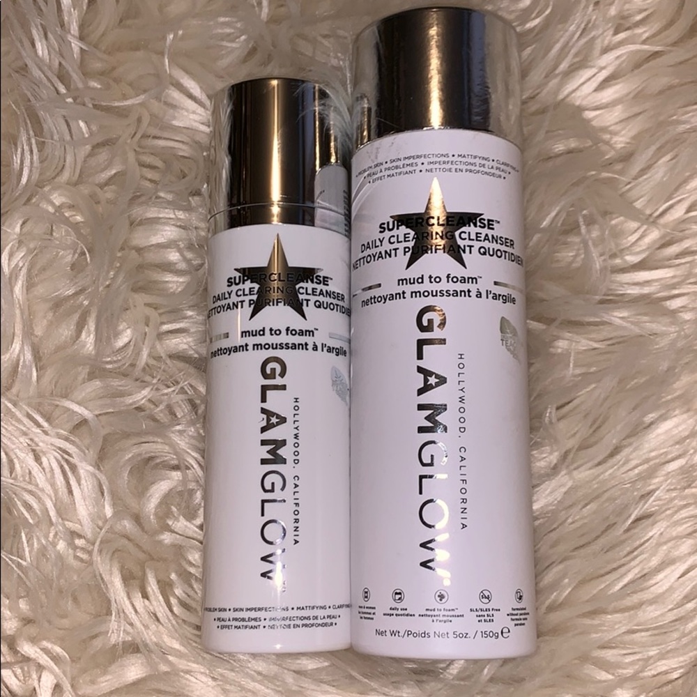 GLAMGLOW SuperCleanse is daily clearing cleanser